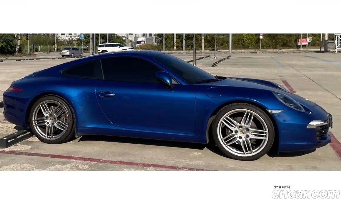 Porsche 911 2013 3.4 автомат (гидро), фото 18 Porsche 911 2013 3.4 автомат (гидро), фото 18