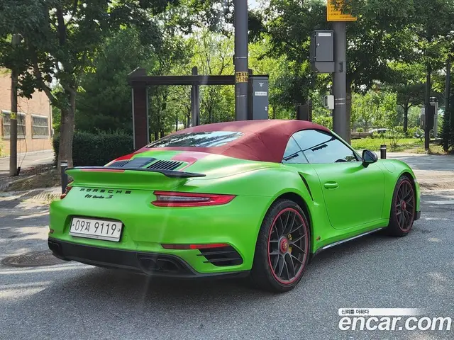 Porsche 911 2017 3.8 автомат (гидро), миниатюра 3 Porsche 911 2017 3.8 автомат (гидро), миниатюра 3