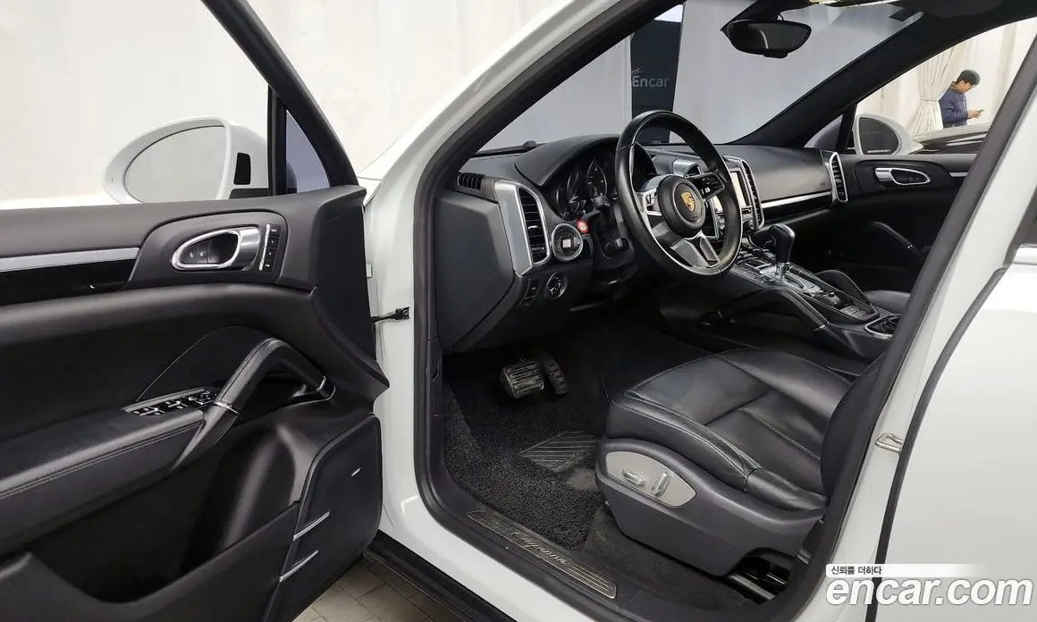 Porsche Cayenne 2015 3.0 автомат (гидро), фото 10 Porsche Cayenne 2015 3.0 автомат (гидро), фото 10