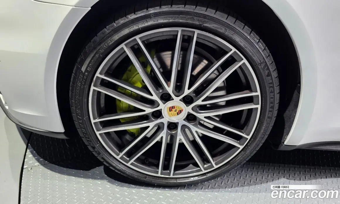 Porsche Panamera 2019 2.9 автомат (гидро), фото 5 Porsche Panamera 2019 2.9 автомат (гидро), фото 5