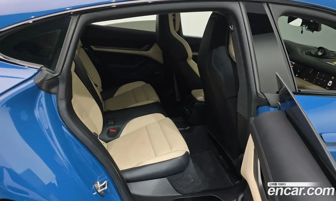 Porsche Taycan 2021 0.1 автомат (гидро), фото 17 Porsche Taycan 2021 0.1 автомат (гидро), фото 17