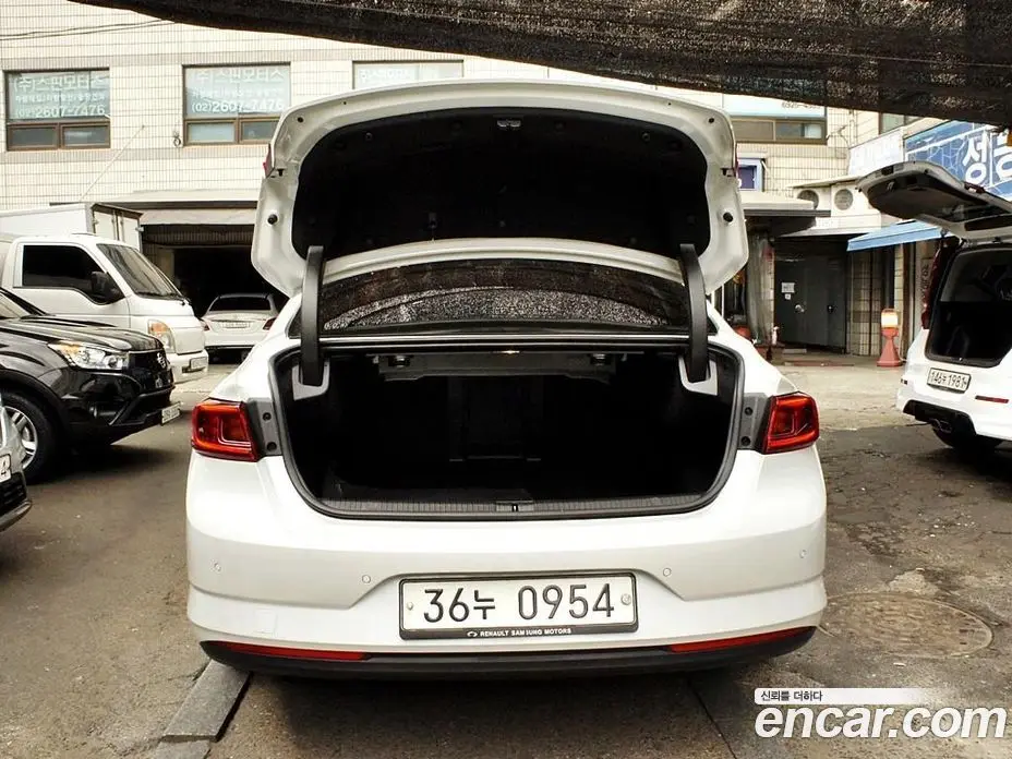 Renault (Samsung) SM6 2016 2.0 автомат (гидро), фото 18 Renault (Samsung) SM6 2016 2.0 автомат (гидро), фото 18