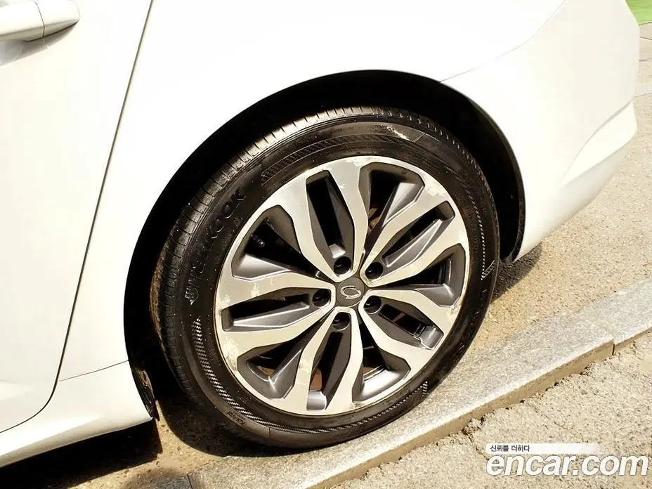 Renault (Samsung) SM6 2016 2.0 автомат (гидро), фото 20 Renault (Samsung) SM6 2016 2.0 автомат (гидро), фото 20