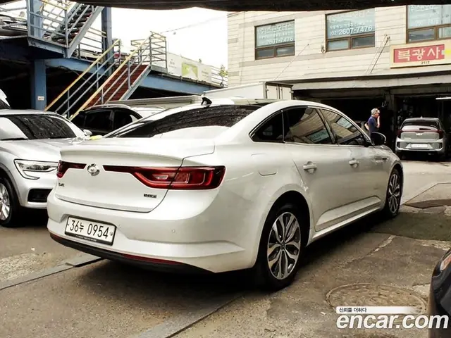 Renault (Samsung) SM6 2016 2.0 автомат (гидро), миниатюра 4 Renault (Samsung) SM6 2016 2.0 автомат (гидро), миниатюра 4