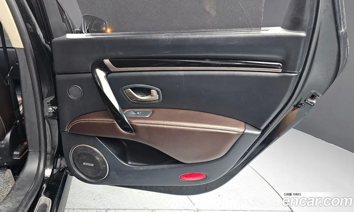Renault (Samsung) SM7 2016 3.5 автомат (гидро), фото 15 Renault (Samsung) SM7 2016 3.5 автомат (гидро), фото 15