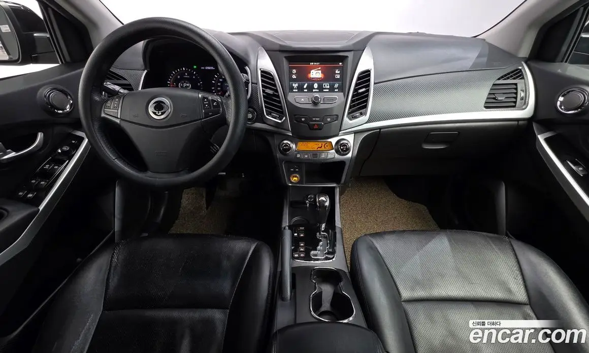 SsangYong Korando 2014 2.0 автомат (гидро), фото 10