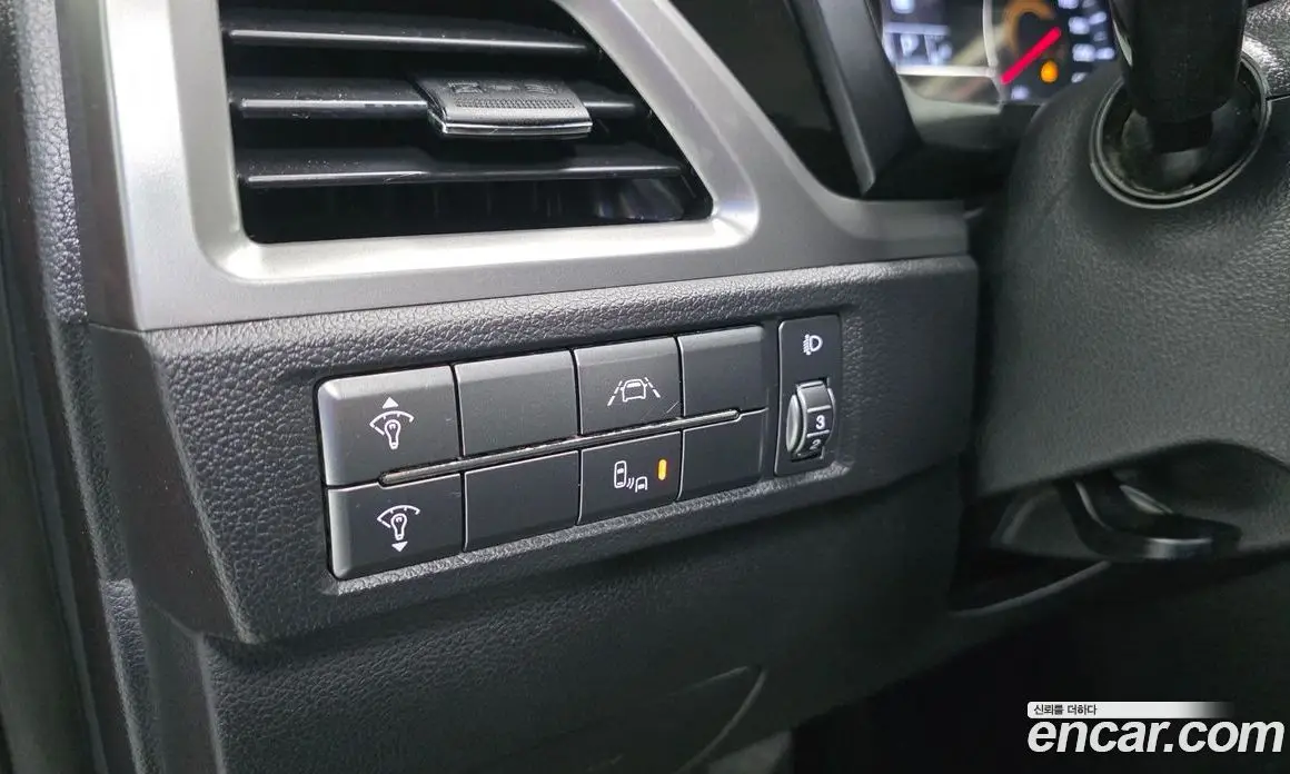 SsangYong Korando 2019 1.6 автомат (гидро), фото 13