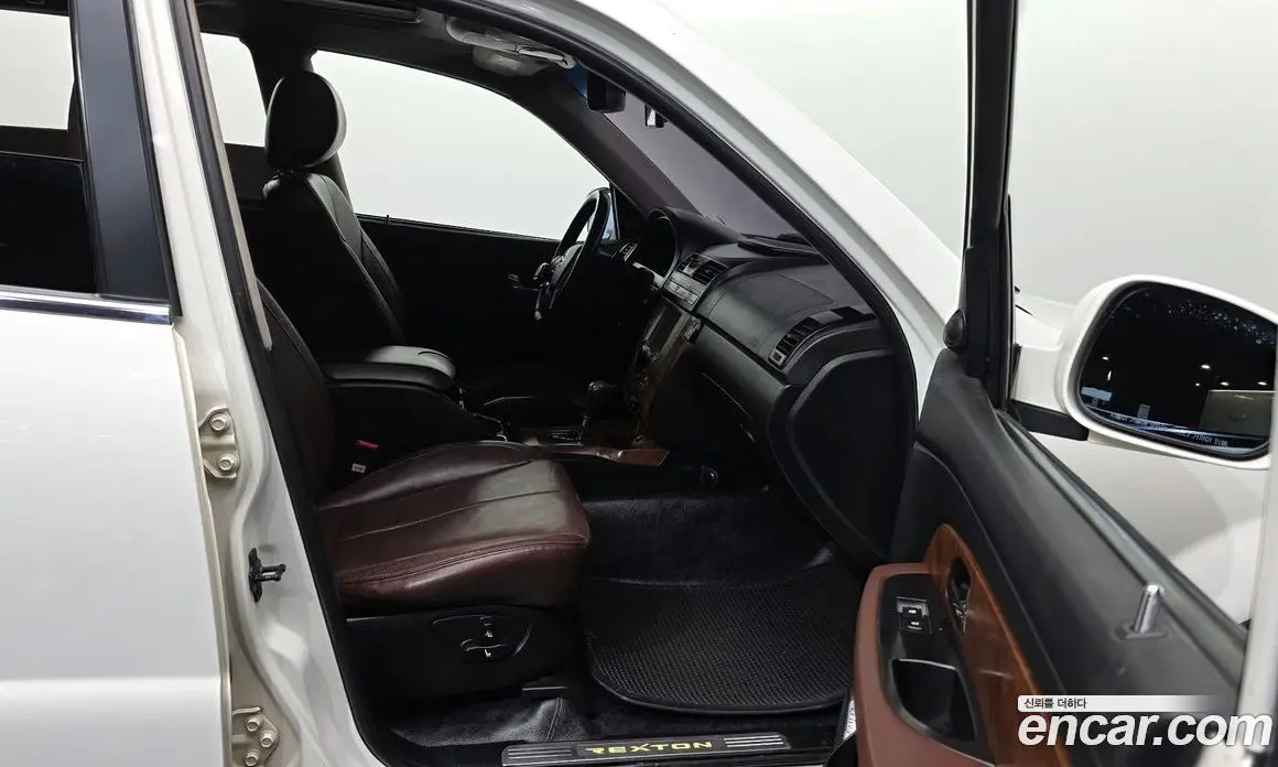 SsangYong Rexton 2017 2.2 автомат (гидро), фото 11 SsangYong Rexton 2017 2.2 автомат (гидро), фото 11