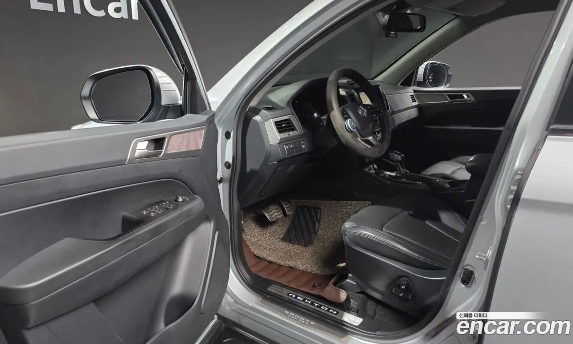 SsangYong Rexton 2018 2.2 автомат (гидро), фото 12 SsangYong Rexton 2018 2.2 автомат (гидро), фото 12