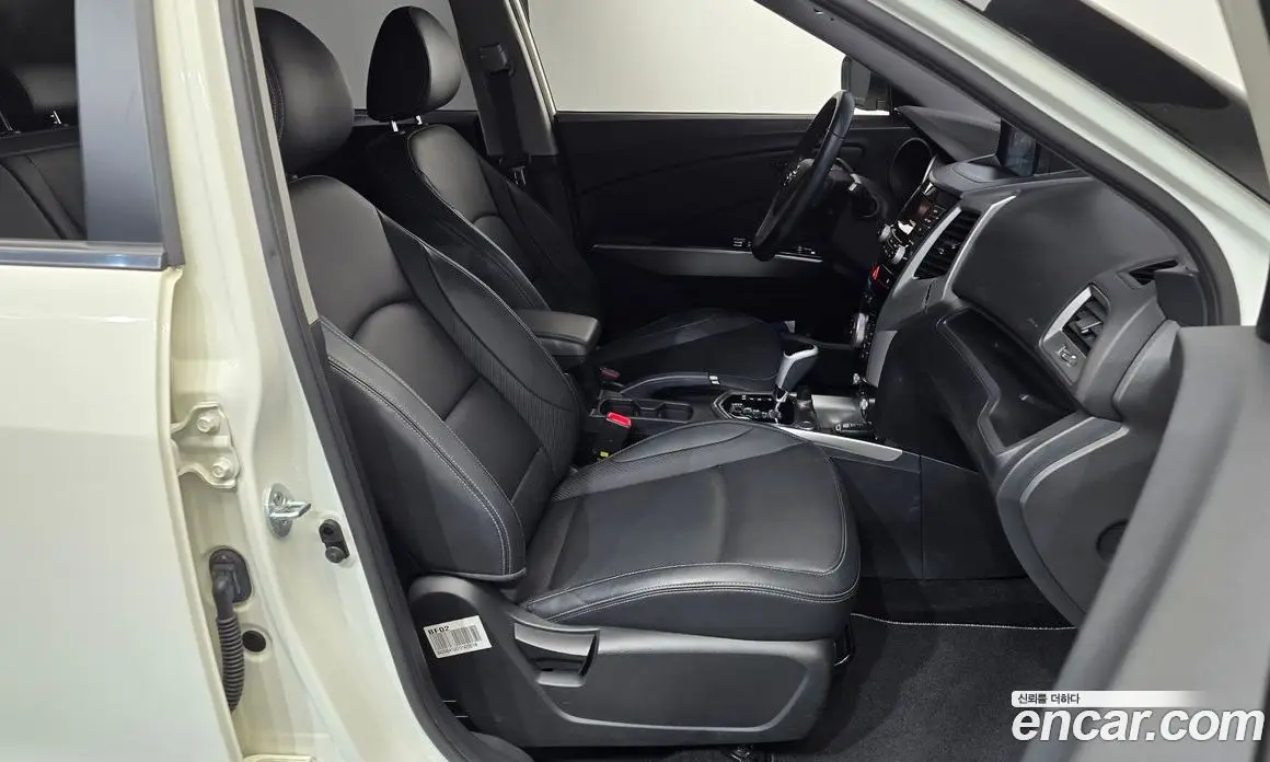 SsangYong TIBOLI 2015 1.6 автомат (гидро), фото 16