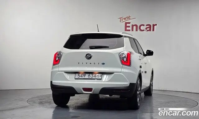 SsangYong TIBOLI 2015 1.6 автомат (гидро), миниатюра 4