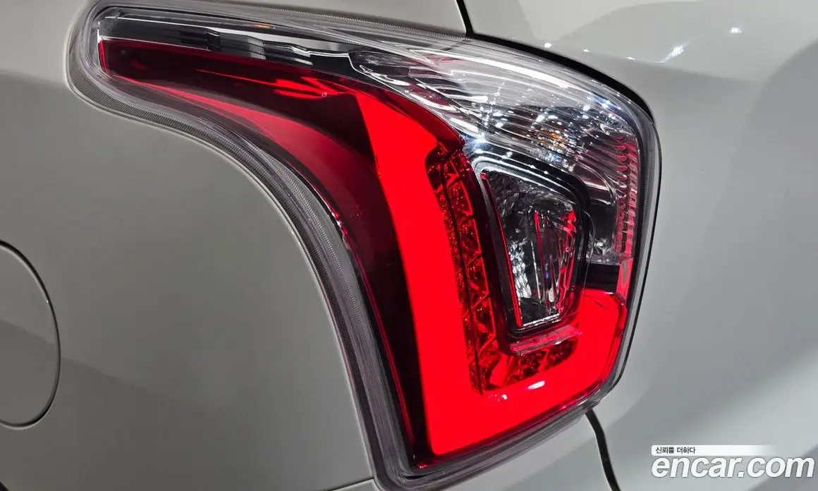SsangYong TIBOLI 2015 1.6 автомат (гидро), фото 9