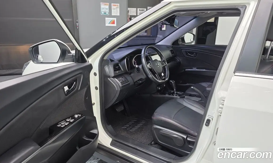 SsangYong TIBOLI 2016 1.6 автомат (гидро), фото 13 SsangYong TIBOLI 2016 1.6 автомат (гидро), фото 13