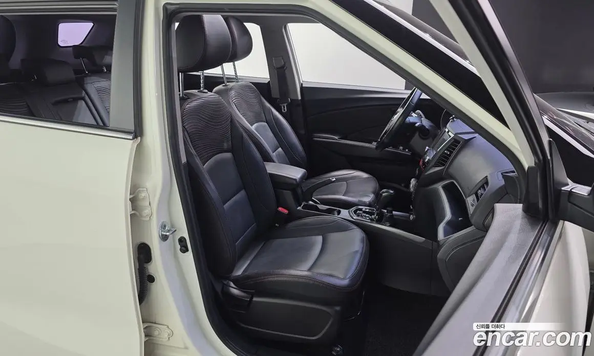 SsangYong TIBOLI 2016 1.6 автомат (гидро), фото 18 SsangYong TIBOLI 2016 1.6 автомат (гидро), фото 18