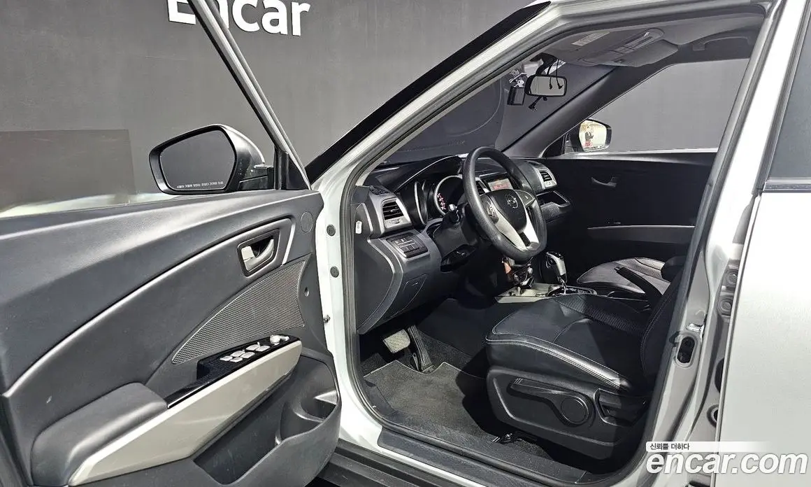 SsangYong TIBOLI 2017 1.6 автомат (гидро), фото 13