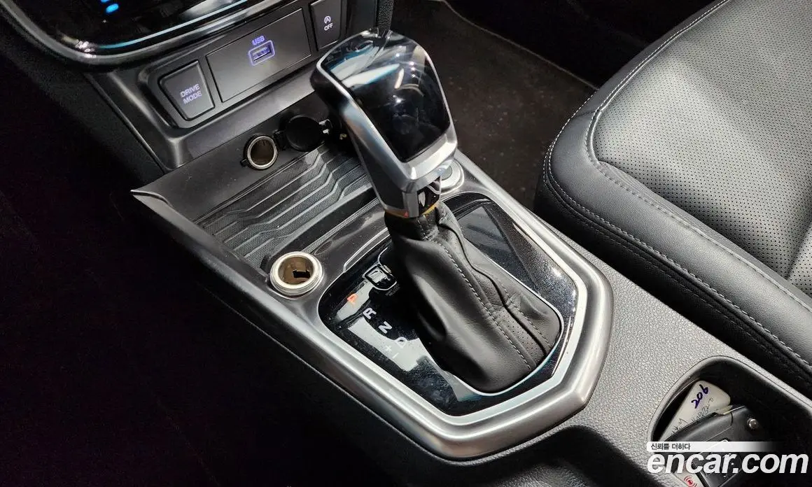 SsangYong TIBOLI 2022 1.5 автомат (гидро), фото 12 SsangYong TIBOLI 2022 1.5 автомат (гидро), фото 12