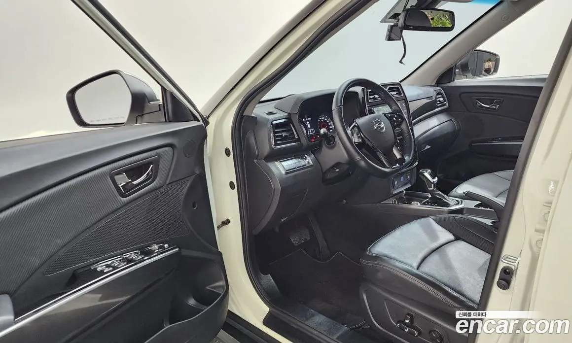 SsangYong TIBOLI 2022 1.5 автомат (гидро), фото 13 SsangYong TIBOLI 2022 1.5 автомат (гидро), фото 13