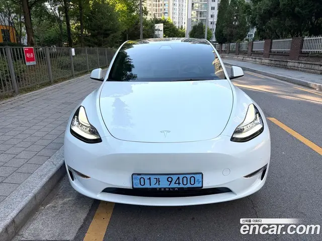 Tesla Model Y 2022 автомат (гидро), миниатюра 2 Tesla Model Y 2022 автомат (гидро), миниатюра 2
