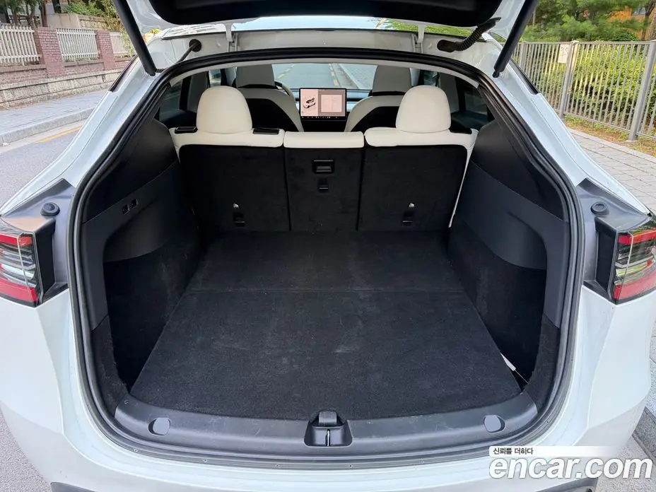 Tesla Model Y 2022 автомат (гидро), фото 12 Tesla Model Y 2022 автомат (гидро), фото 12