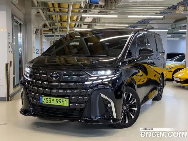 Toyota Alphard 2023 2.5 автомат (гидро), миниатюра 1 Toyota Alphard 2023 2.5 автомат (гидро), миниатюра 1