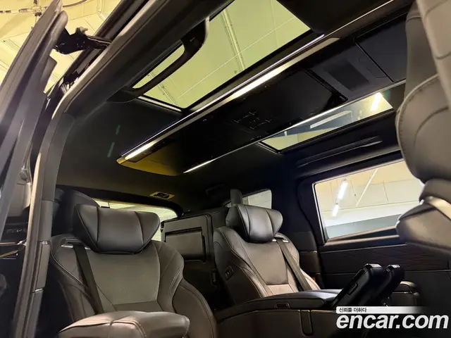 Toyota Alphard 2023 2.5 автомат (гидро), миниатюра 12