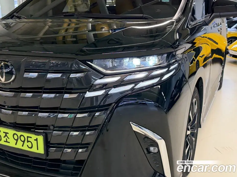 Toyota Alphard 2023 2.5 автомат (гидро), фото 13 Toyota Alphard 2023 2.5 автомат (гидро), фото 13