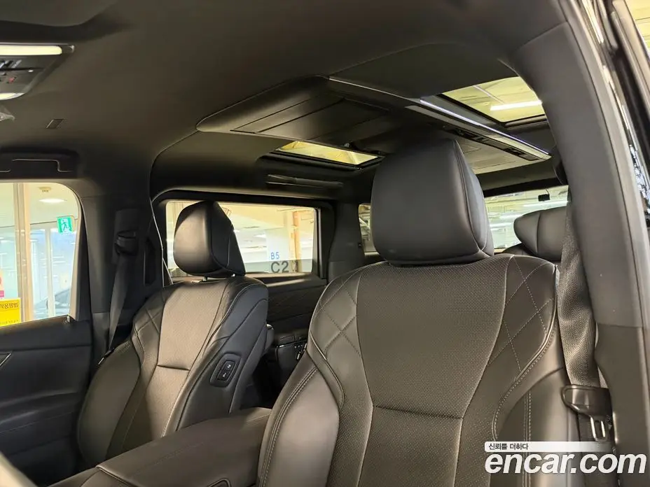Toyota Alphard 2023 2.5 автомат (гидро), фото 14 Toyota Alphard 2023 2.5 автомат (гидро), фото 14