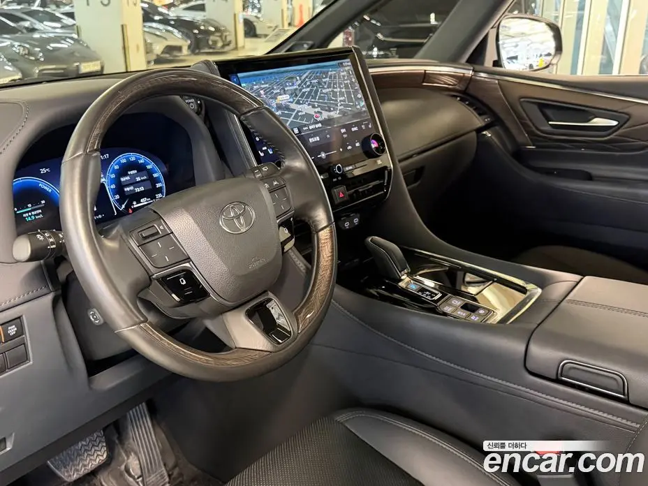 Toyota Alphard 2023 2.5 автомат (гидро), фото 19 Toyota Alphard 2023 2.5 автомат (гидро), фото 19