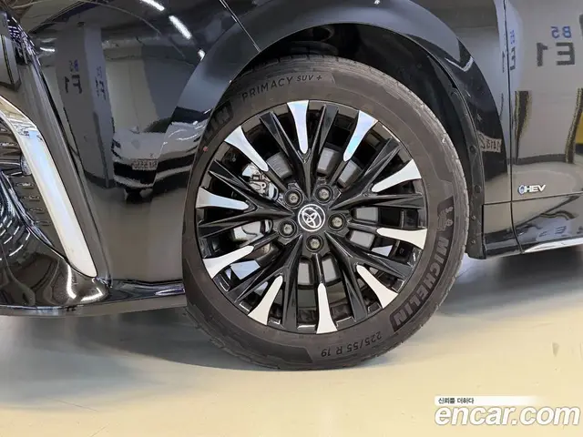 Toyota Alphard 2023 2.5 автомат (гидро), миниатюра 4 Toyota Alphard 2023 2.5 автомат (гидро), миниатюра 4