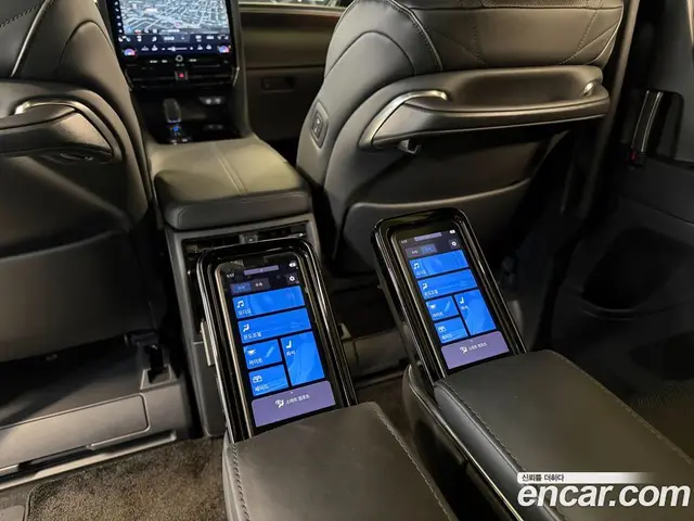 Toyota Alphard 2023 2.5 автомат (гидро), миниатюра 10 Toyota Alphard 2023 2.5 автомат (гидро), миниатюра 10