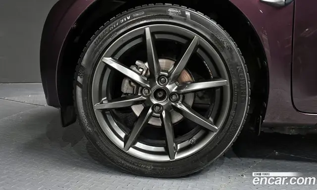 Toyota iQ 2010 1.0 автомат (гидро), миниатюра 5 Toyota iQ 2010 1.0 автомат (гидро), миниатюра 5