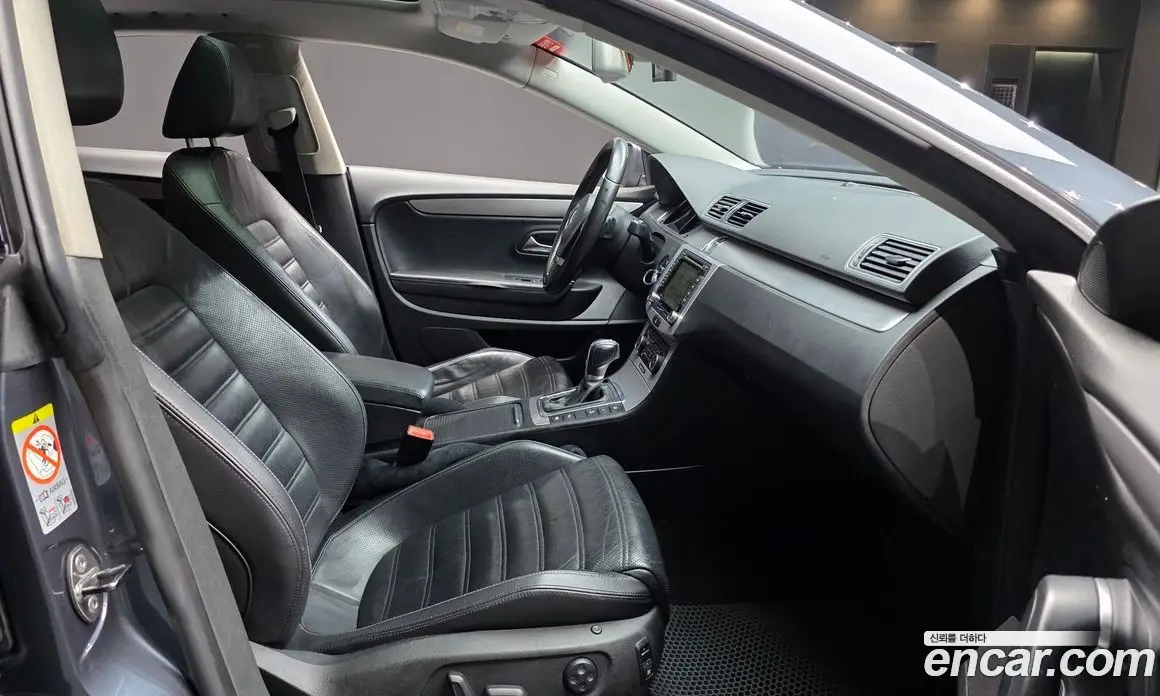 Volkswagen CC 2011 2.0 автомат (гидро), фото 16 Volkswagen CC 2011 2.0 автомат (гидро), фото 16