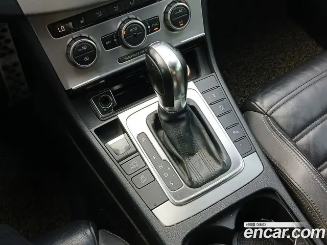 Volkswagen CC 2012 2.0 автомат (гидро), миниатюра 9 Volkswagen CC 2012 2.0 автомат (гидро), миниатюра 9