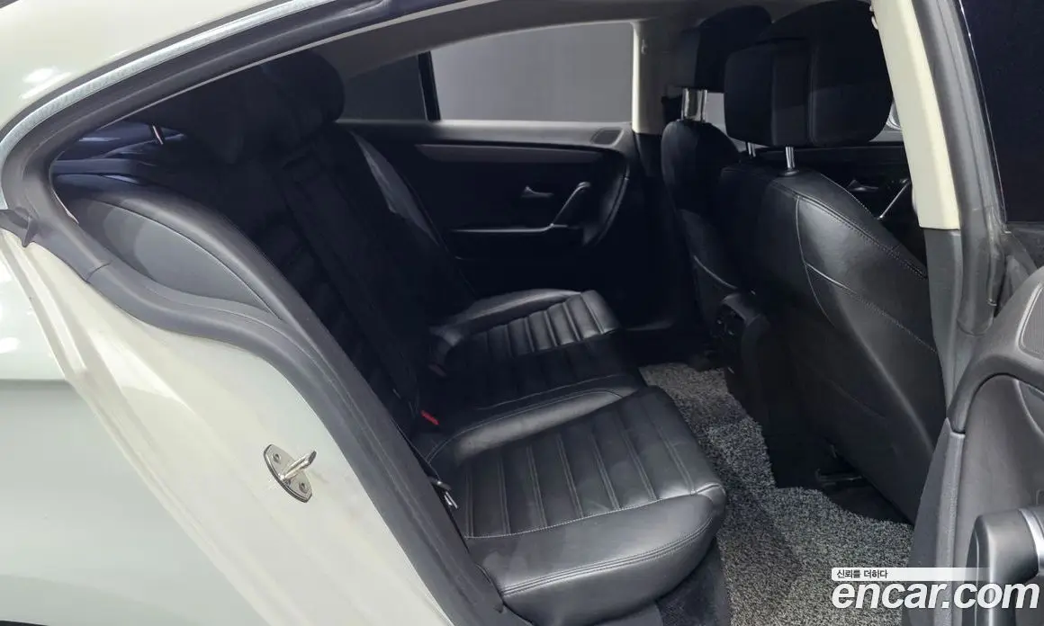 Volkswagen CC 2013 2.0 автомат (гидро), фото 12 Volkswagen CC 2013 2.0 автомат (гидро), фото 12