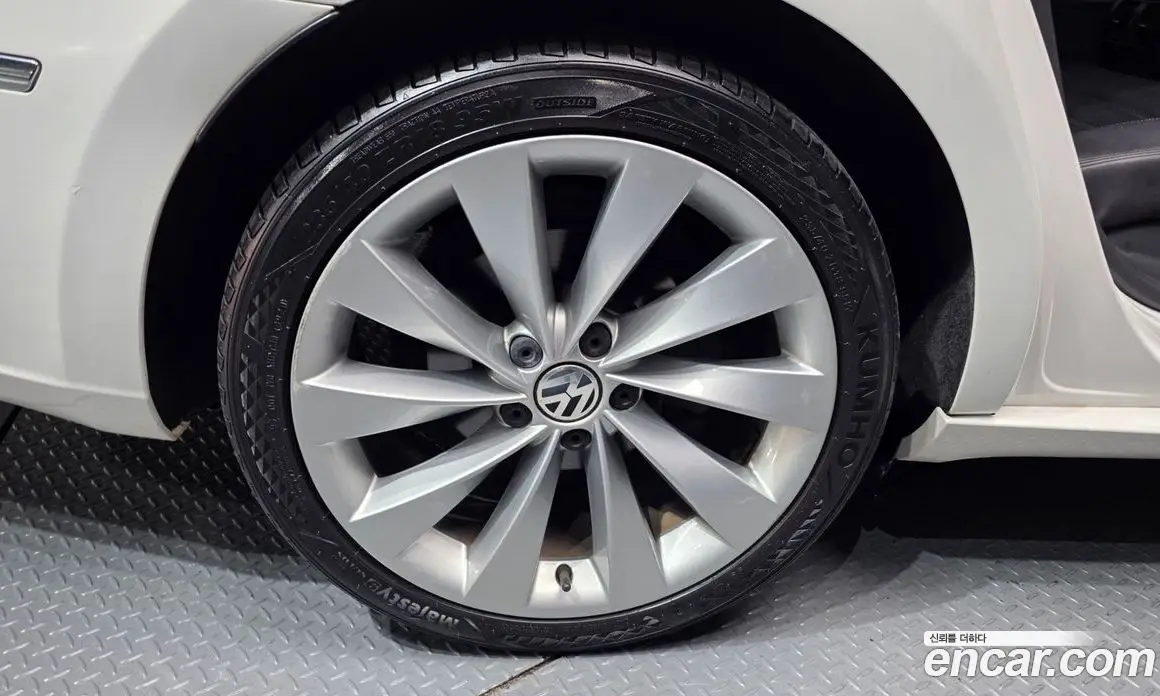 Volkswagen CC 2013 2.0 автомат (гидро), фото 5 Volkswagen CC 2013 2.0 автомат (гидро), фото 5