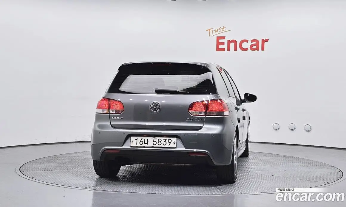 Volkswagen Golf 2012 2.0 автомат (гидро), фото 4 Volkswagen Golf 2012 2.0 автомат (гидро), фото 4