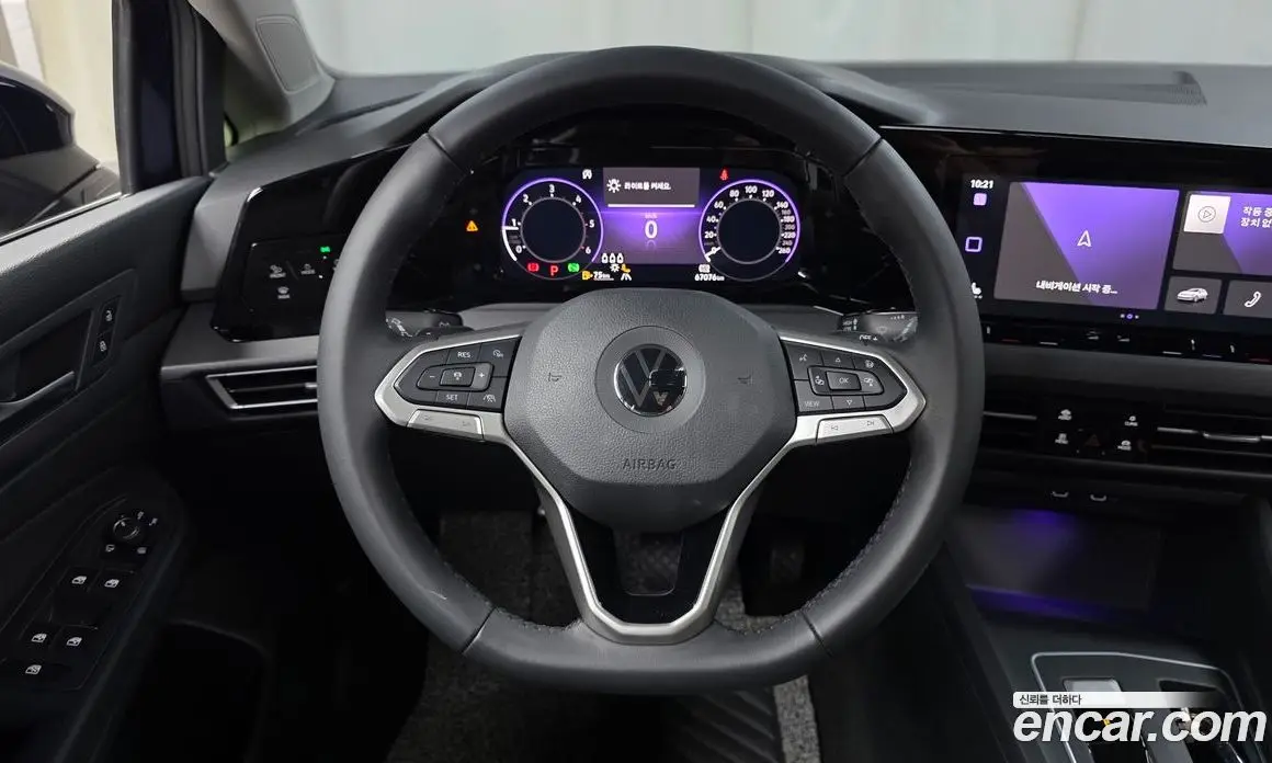 Volkswagen Golf 2022 2.0 автомат (гидро), фото 19 Volkswagen Golf 2022 2.0 автомат (гидро), фото 19