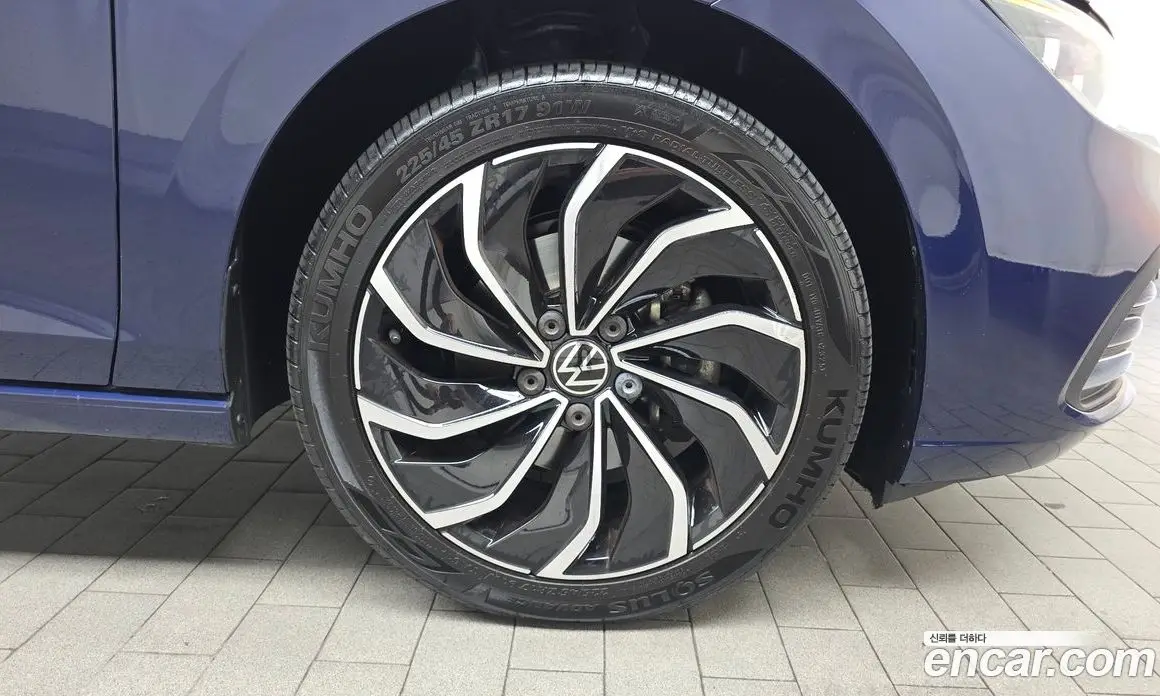 Volkswagen Golf 2022 2.0 автомат (гидро), фото 6 Volkswagen Golf 2022 2.0 автомат (гидро), фото 6