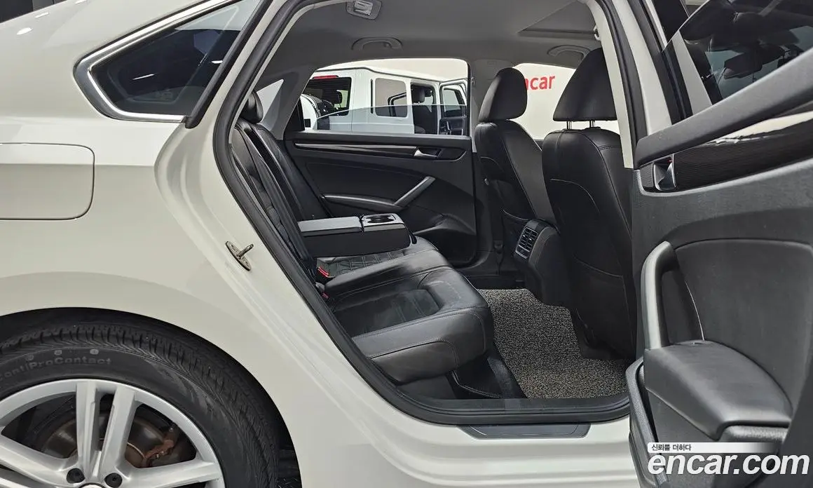 Volkswagen Passat 2014 1.8 автомат (гидро), фото 11 Volkswagen Passat 2014 1.8 автомат (гидро), фото 11