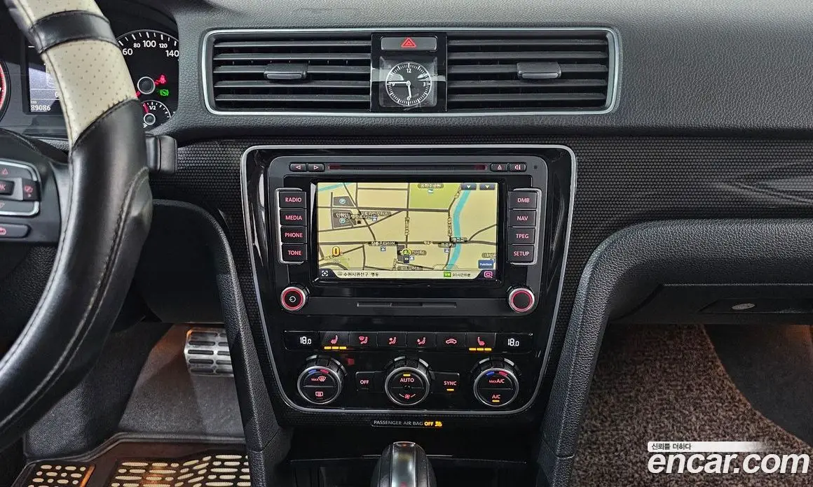 Volkswagen Passat 2014 1.8 автомат (гидро), фото 13 Volkswagen Passat 2014 1.8 автомат (гидро), фото 13