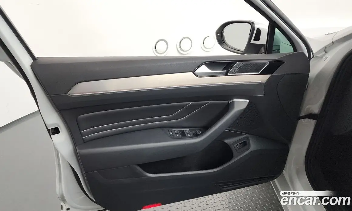 Volkswagen Passat 2021 2.0 автомат (гидро), фото 14 Volkswagen Passat 2021 2.0 автомат (гидро), фото 14