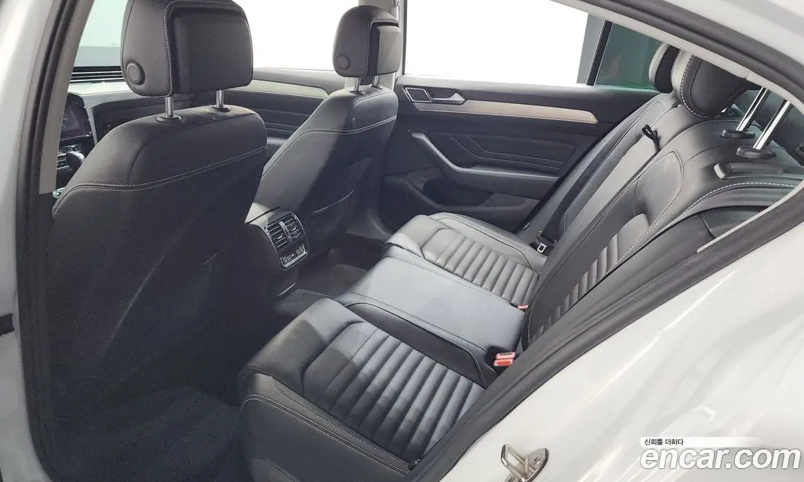 Volkswagen Passat 2021 2.0 автомат (гидро), фото 17 Volkswagen Passat 2021 2.0 автомат (гидро), фото 17