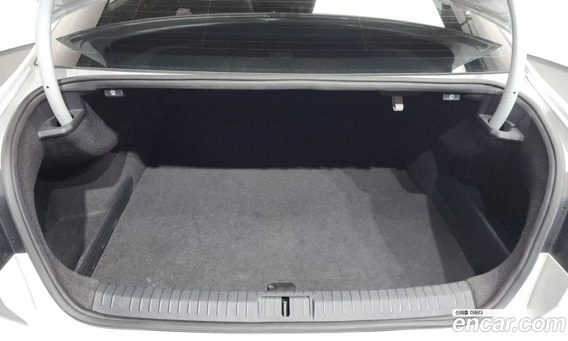 Volkswagen Passat 2021 2.0 автомат (гидро), фото 29 Volkswagen Passat 2021 2.0 автомат (гидро), фото 29