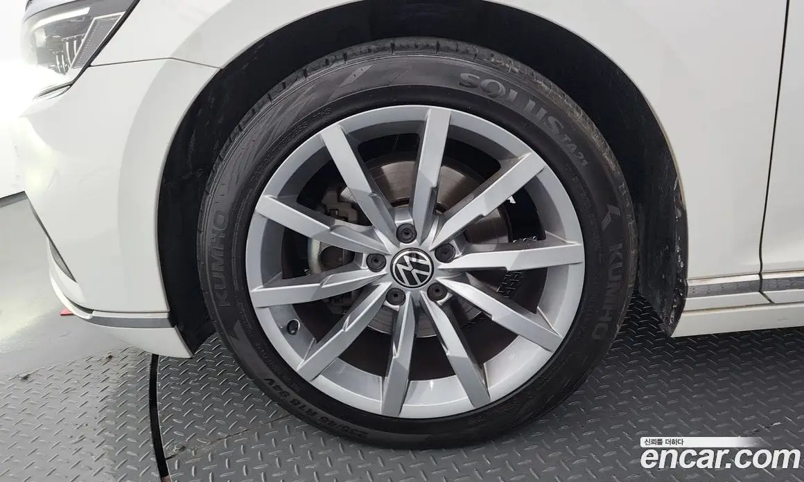 Volkswagen Passat 2021 2.0 автомат (гидро), фото 5 Volkswagen Passat 2021 2.0 автомат (гидро), фото 5