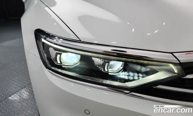 Volkswagen Passat 2021 2.0 автомат (гидро), миниатюра 8 Volkswagen Passat 2021 2.0 автомат (гидро), миниатюра 8