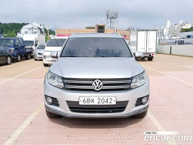 Volkswagen Tiguan 2013 2.0 автомат (гидро), миниатюра 2 Volkswagen Tiguan 2013 2.0 автомат (гидро), миниатюра 2