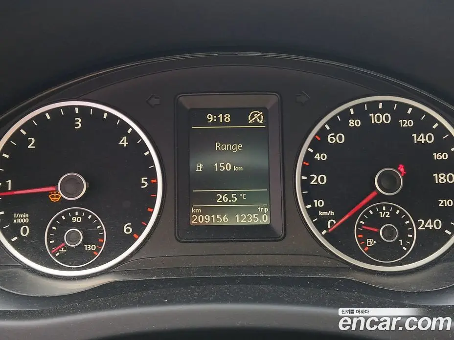 Volkswagen Tiguan 2013 2.0 автомат (гидро), фото 8 Volkswagen Tiguan 2013 2.0 автомат (гидро), фото 8