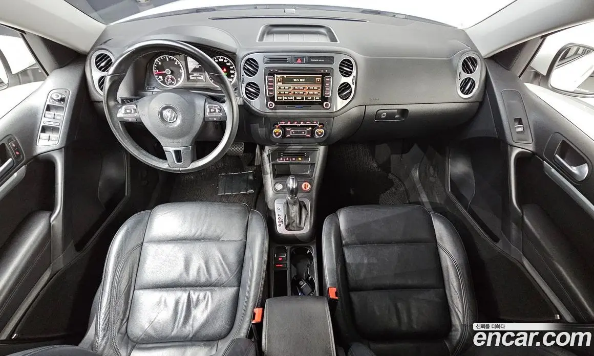 Volkswagen Tiguan 2014 2.0 автомат (гидро), фото 7 Volkswagen Tiguan 2014 2.0 автомат (гидро), фото 7