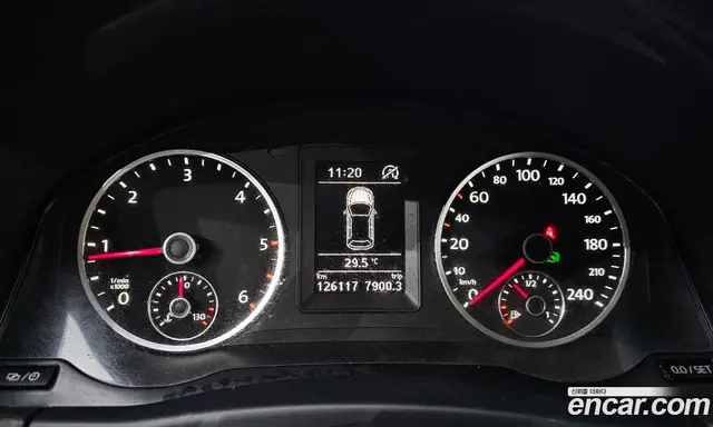Volkswagen Tiguan 2014 2.0 автомат (гидро), миниатюра 8 Volkswagen Tiguan 2014 2.0 автомат (гидро), миниатюра 8