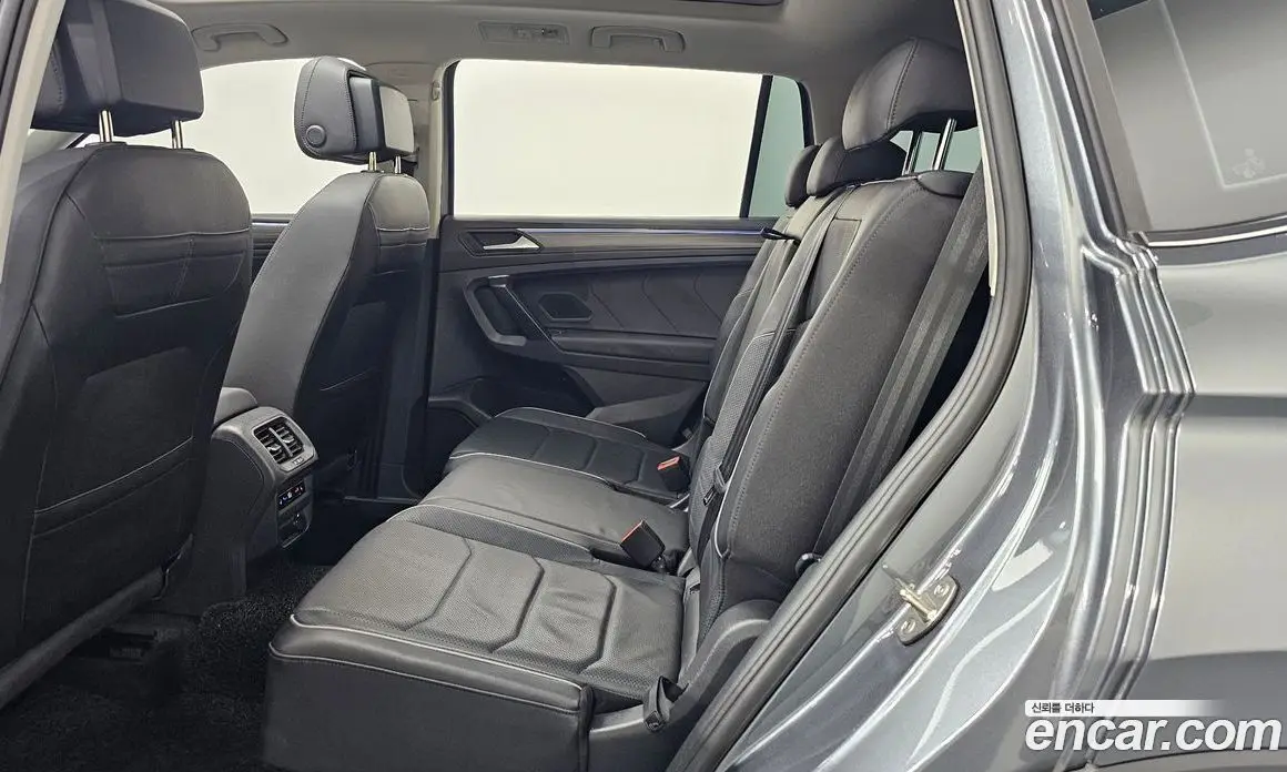 Volkswagen Tiguan 2023 2.0 автомат (гидро), фото 16 Volkswagen Tiguan 2023 2.0 автомат (гидро), фото 16